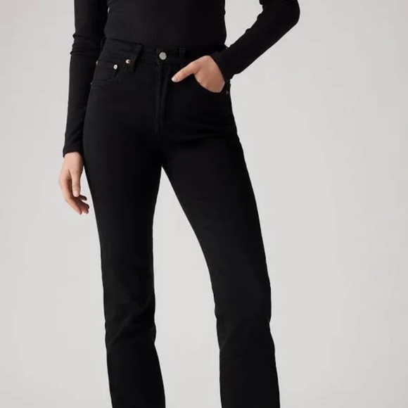 Levi’s Black 501 Jeans - W28 L28 - Picture 2 of 6